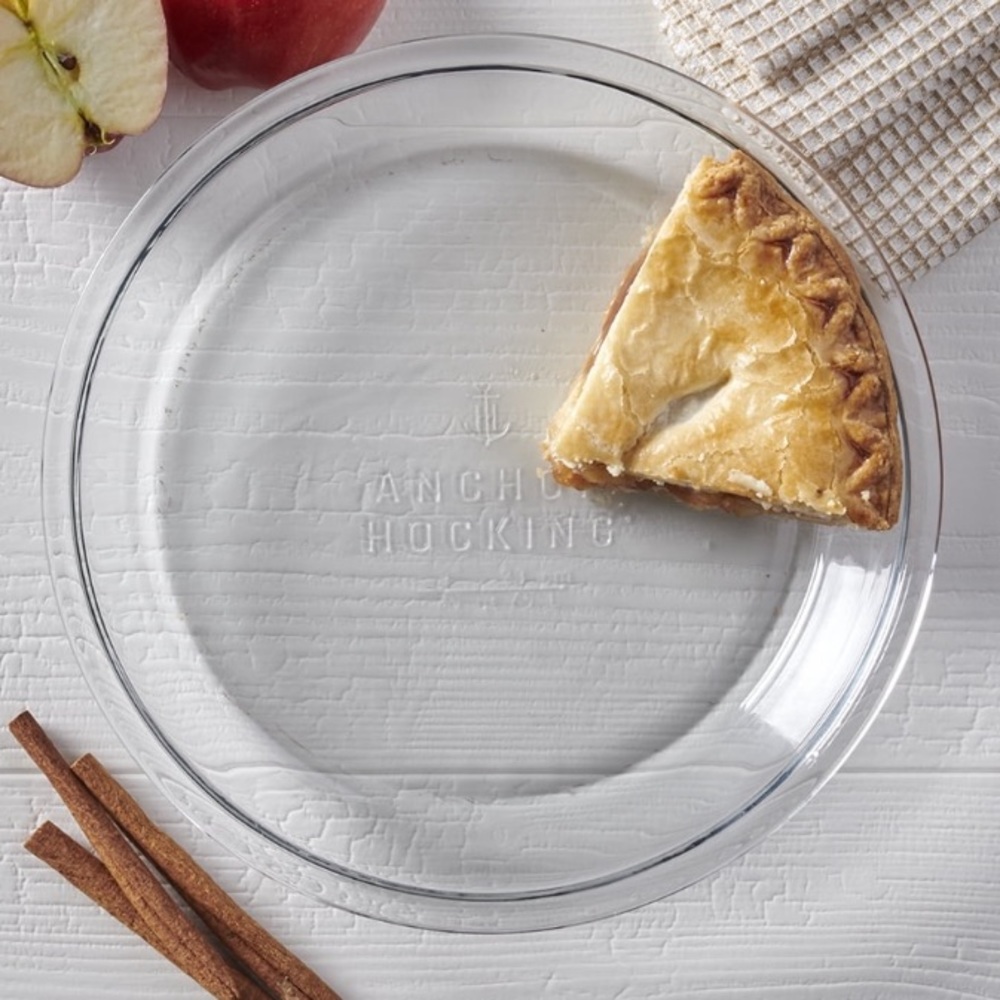 Anchor hocking 9” glass pie dish